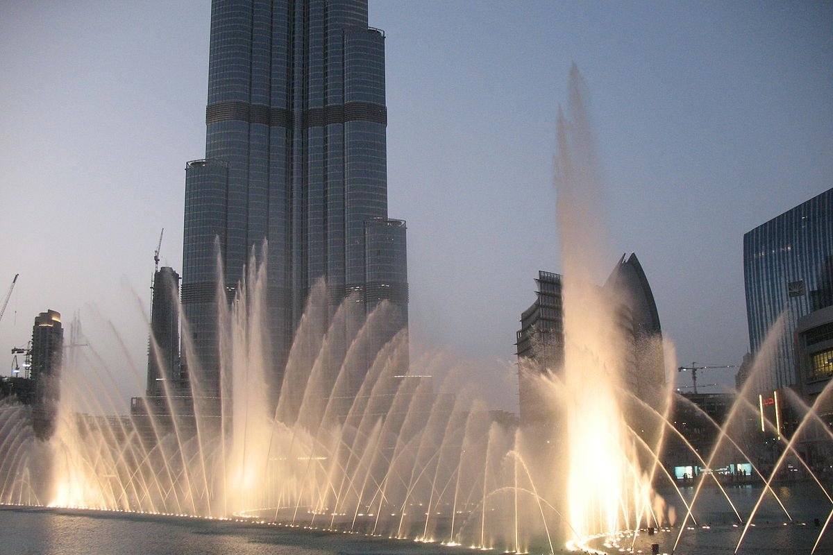 Visitar fuente Dubai